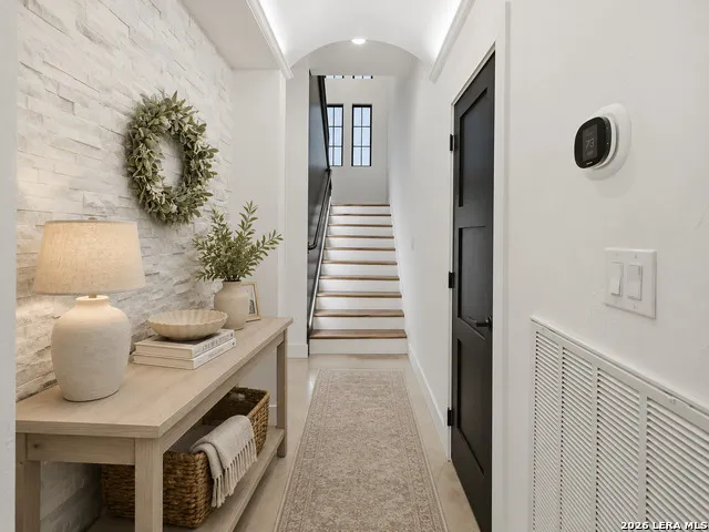 8304 Monument Oak Boerne, TX 78015