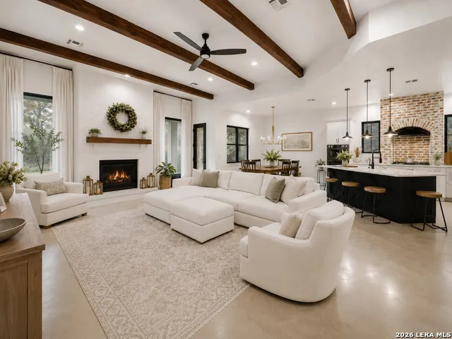 8304 Monument Oak Boerne, TX 78015