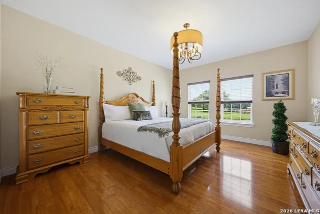 6006 Yucca Trail Beeville, TX 78102