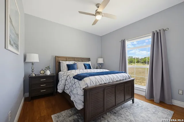 6006 Yucca Trail Beeville, TX 78102