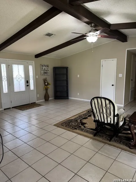 6006 Yucca Trail Beeville, TX 78102