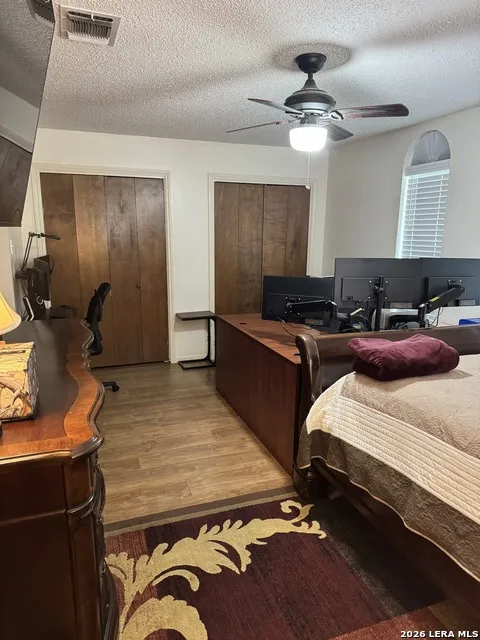 6006 Yucca Trail Beeville, TX 78102
