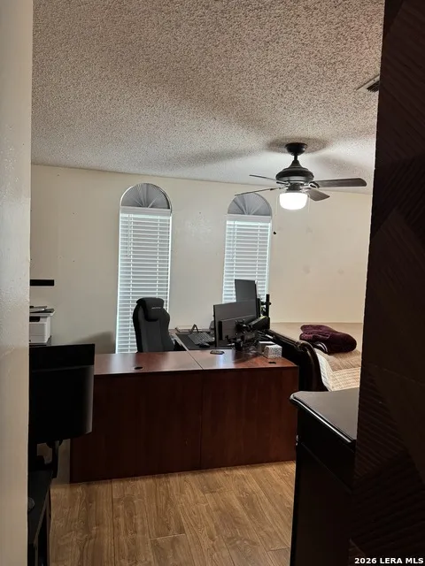 6006 Yucca Trail Beeville, TX 78102