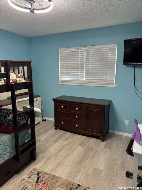 6006 Yucca Trail Beeville, TX 78102