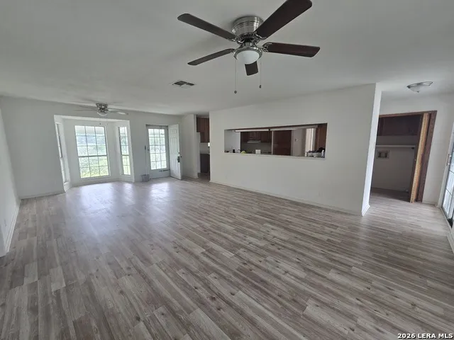 17490 Interstate 35 Atascosa, TX 78002