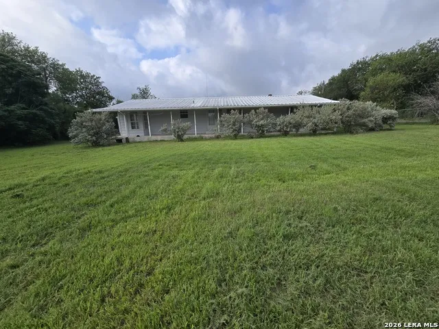 17490 Interstate 35 Atascosa, TX 78002
