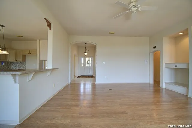 2140 Summit Crest Dr Kerrville, TX 78028