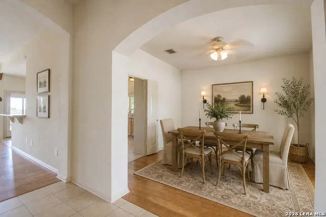 2140 Summit Crest Dr Kerrville, TX 78028