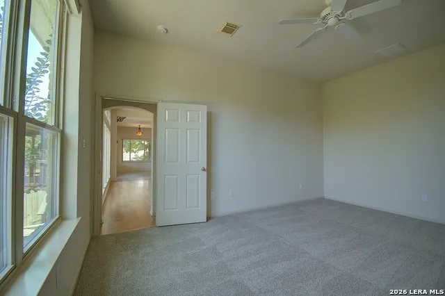 2140 Summit Crest Dr Kerrville, TX 78028