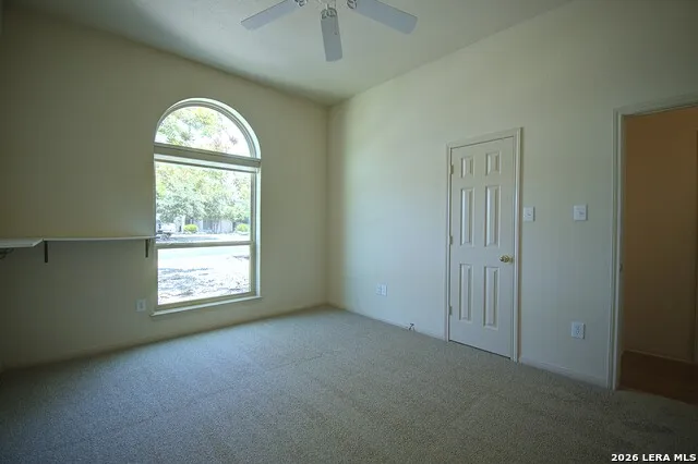 2140 Summit Crest Dr Kerrville, TX 78028