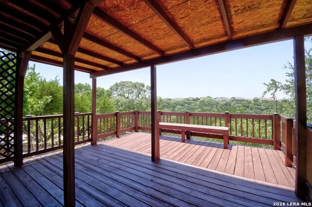 2140 Summit Crest Dr Kerrville, TX 78028
