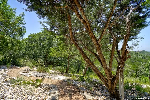 2140 Summit Crest Dr Kerrville, TX 78028