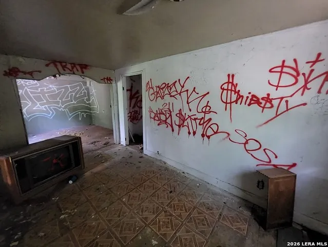 1119 KING AVE San Antonio, TX 78211