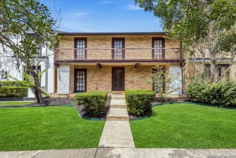 8807 Carriage Drive