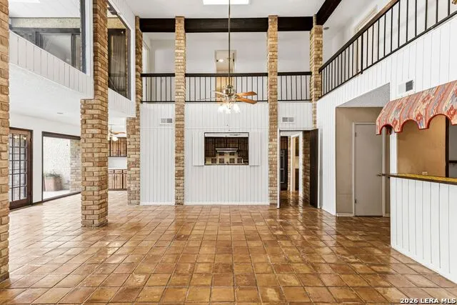 8807 Carriage Drive San Antonio, TX 78217