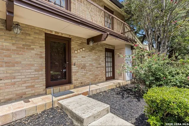 8807 Carriage Drive San Antonio, TX 78217