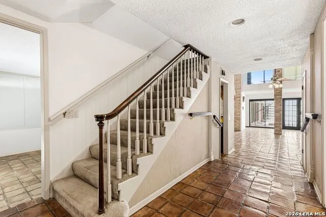 8807 Carriage Drive San Antonio, TX 78217