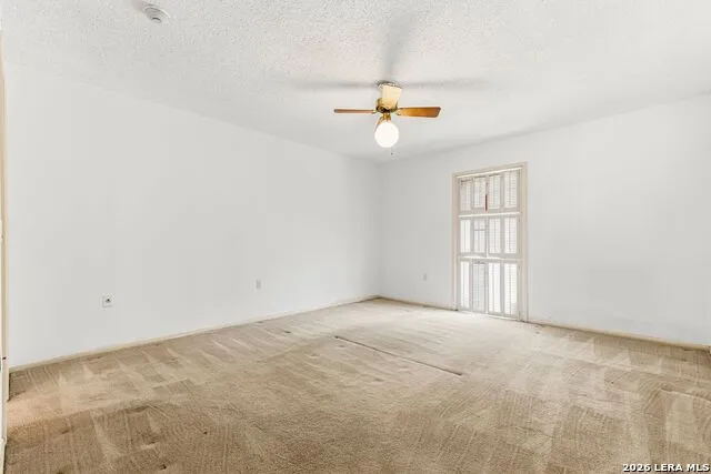 8807 Carriage Drive San Antonio, TX 78217