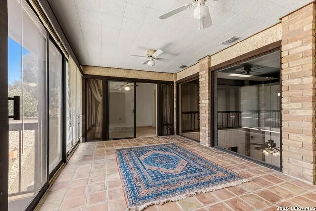 8807 Carriage Drive San Antonio, TX 78217