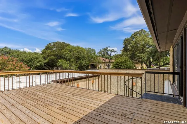 8807 Carriage Drive San Antonio, TX 78217