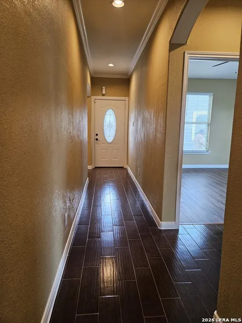 4814 LOST HILLS DR Elmendorf, TX 78112
