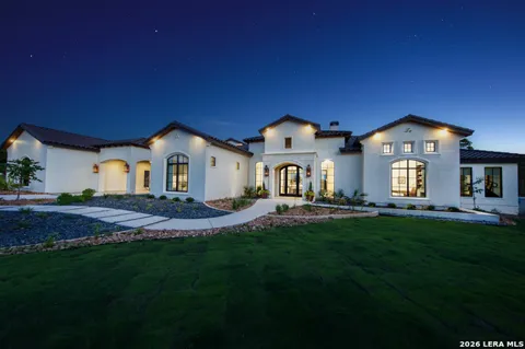 117 Monterey Trail
