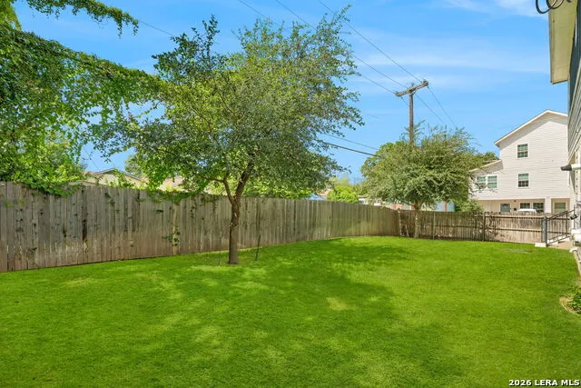 202 CLAREMONT AVE #102 Unit 102 San Antonio, TX 78209
