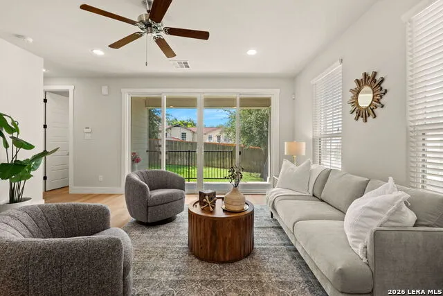202 CLAREMONT AVE #102 Unit 102 San Antonio, TX 78209