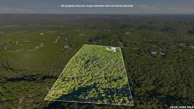 558 Mountain Creek Rd Pipe Creek, TX 78063