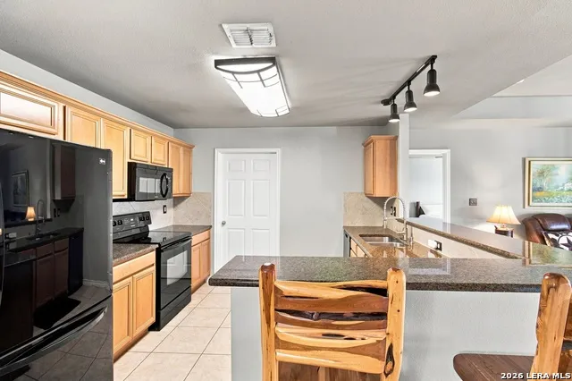 558 Mountain Creek Rd Pipe Creek, TX 78063
