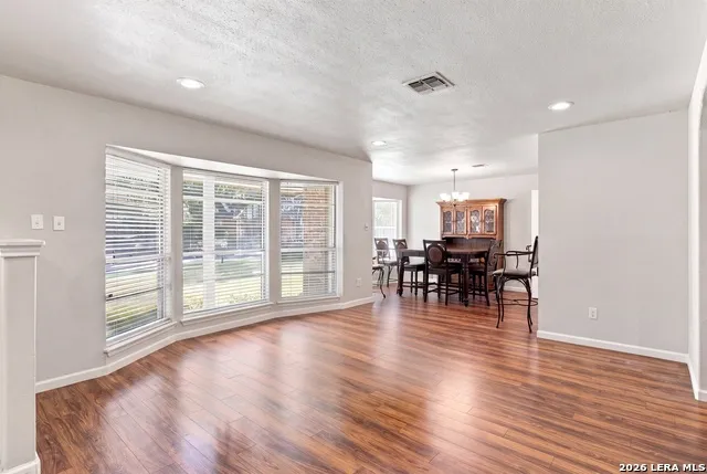 6407 Red Jacket Dr Leon Valley, TX 78238