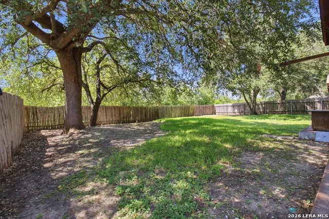 6407 Red Jacket Dr Leon Valley, TX 78238