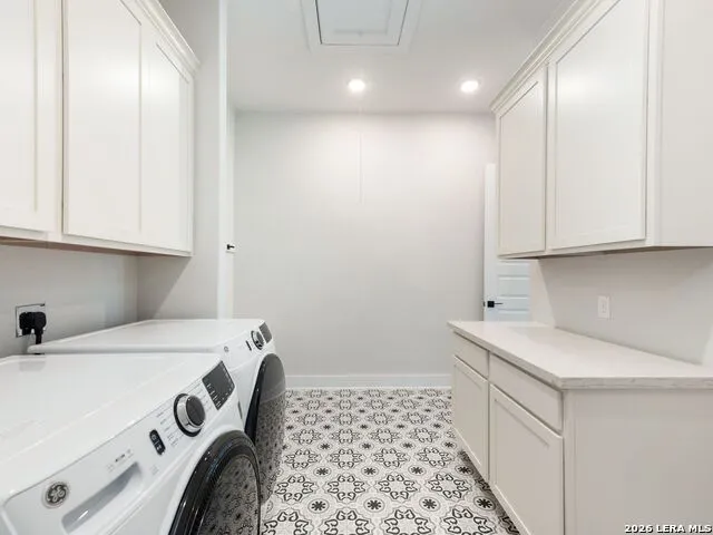 217 Poe Parkway Castroville, TX 78009