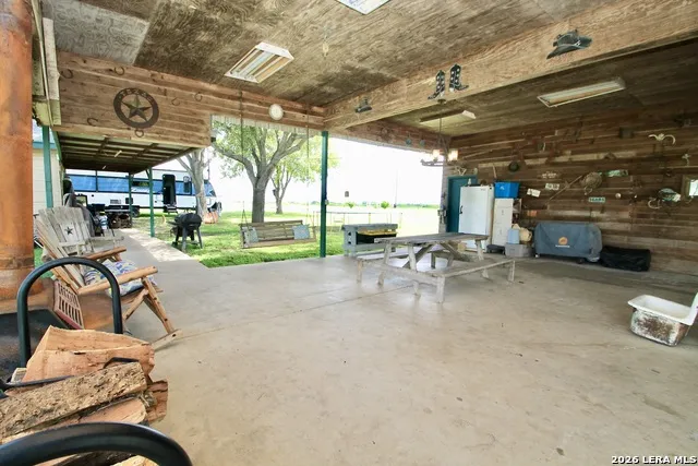15122 TRAWALTER RD Atascosa, TX 78002