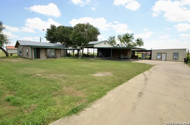 15122 TRAWALTER RD Atascosa, TX 78002
