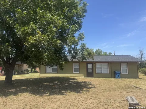 1713 S Pecan
