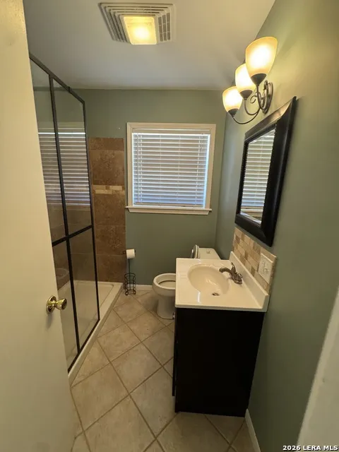 1713 S Pecan Pearsall, TX 78061