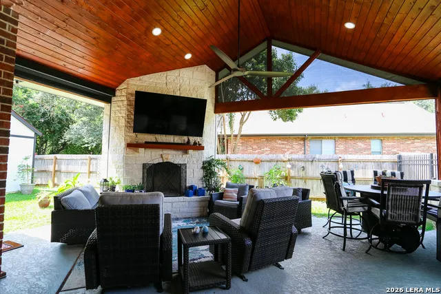 13702 FRENCH PARK Helotes, TX 78023