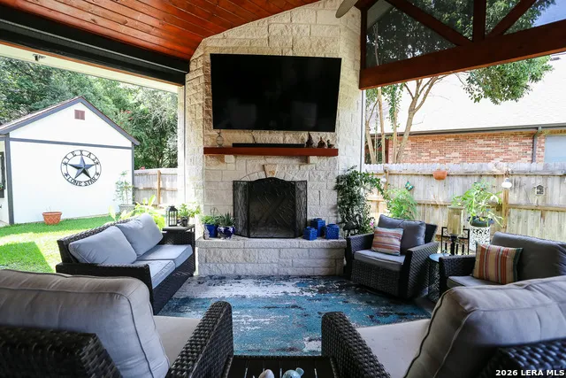 13702 FRENCH PARK Helotes, TX 78023