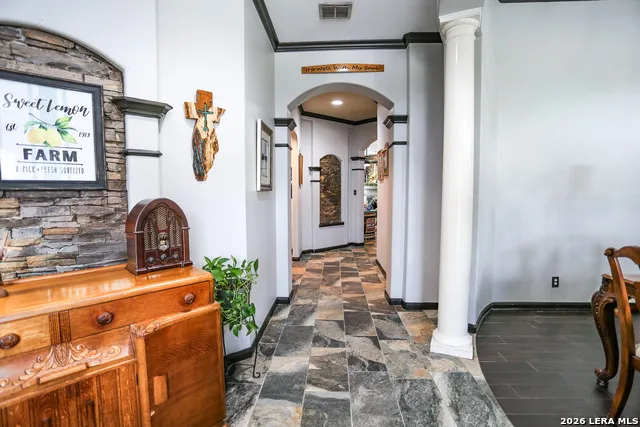 13702 FRENCH PARK Helotes, TX 78023