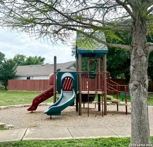 10311 Lateleaf Oak San Antonio, TX 78223
