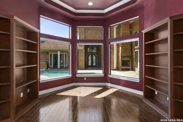 1426 WHISPER MTN San Antonio, TX 78258