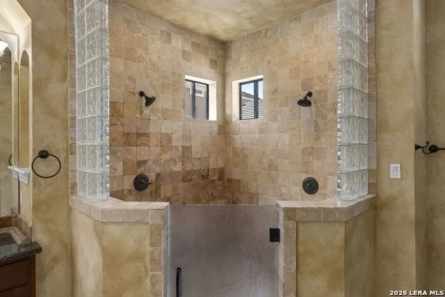 1426 WHISPER MTN San Antonio, TX 78258
