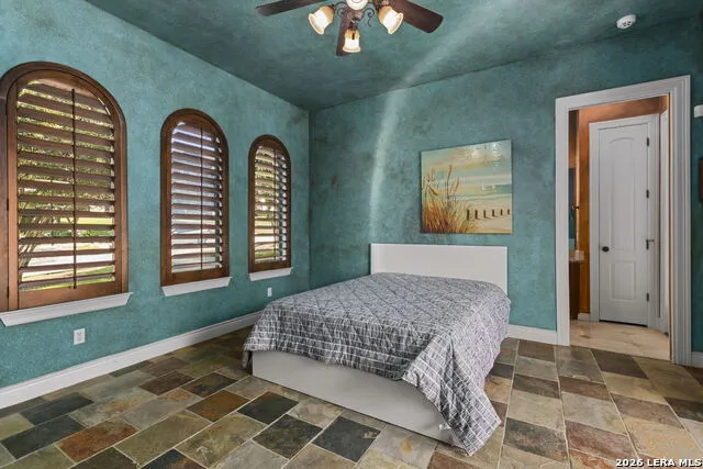 1426 WHISPER MTN San Antonio, TX 78258