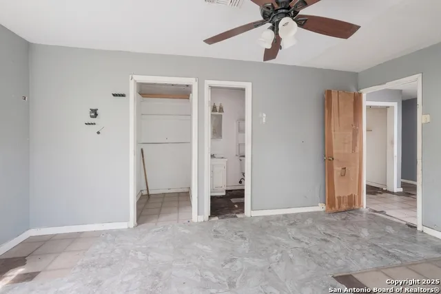 723 Larry San Antonio, TX 78202