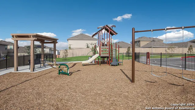 5806 Calville Blanc San Antonio, TX 78252