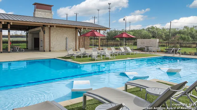 5806 Calville Blanc San Antonio, TX 78252