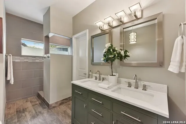 471 TURKEY DR Dripping Springs, TX 78620