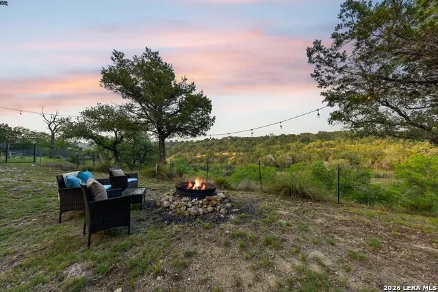 471 TURKEY DR Dripping Springs, TX 78620