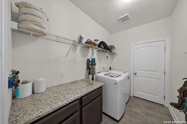 4723 ISLAND HOLW Marion, TX 78124
